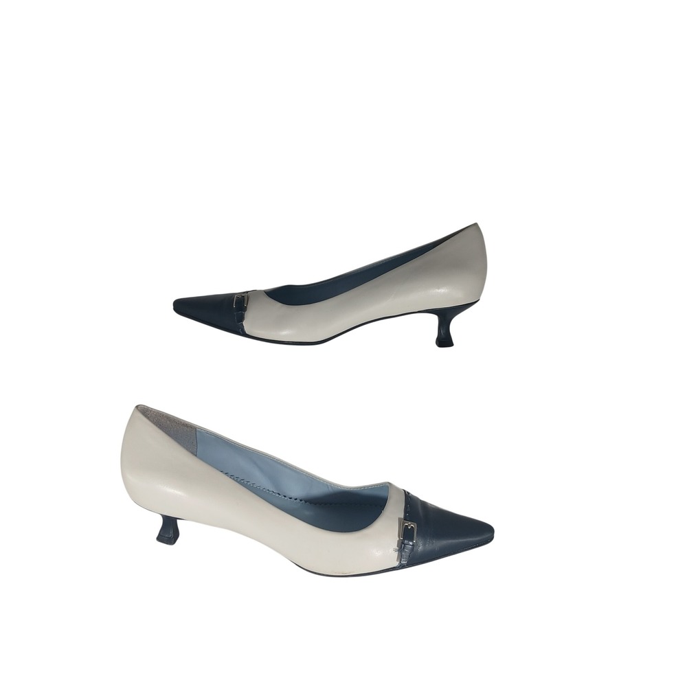 Etienne Aigner E-Kingsley Pumps 6.5M Cream Navy Blue Leather Kitten Heel Vintage